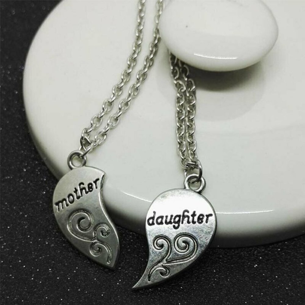 Silver Pair Mother And Daughter Split Heart Necklaces 16" Long Chain - Picture 3 of 6